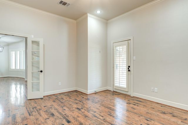 1102 N 14th Street, Wolfforth, TX 79382