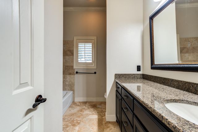 1102 N 14th Street, Wolfforth, TX 79382