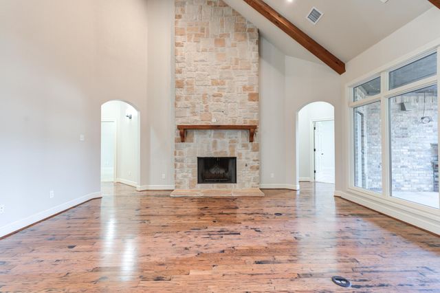 1102 N 14th Street, Wolfforth, TX 79382