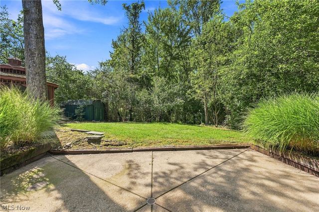 8420 Columbia Road, Olmsted Falls, OH 44138