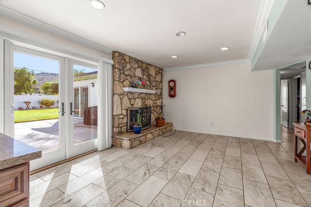 5444 Peacock Lane, Riverside, CA 92505