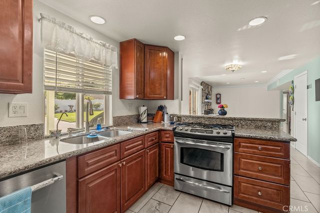 5444 Peacock Lane, Riverside, CA 92505