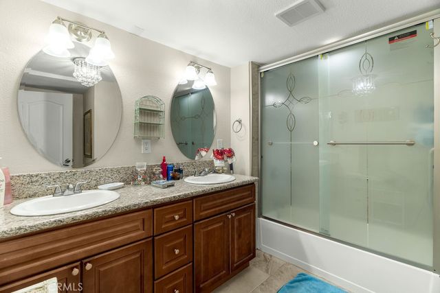 5444 Peacock Lane, Riverside, CA 92505