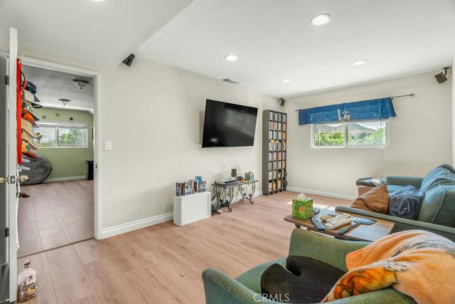 5444 Peacock Lane, Riverside, CA 92505