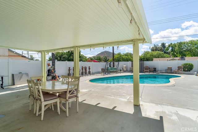 5444 Peacock Lane, Riverside, CA 92505