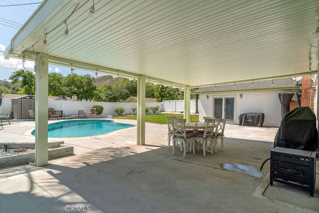 5444 Peacock Lane, Riverside, CA 92505