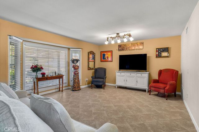 5444 Peacock Lane, Riverside, CA 92505