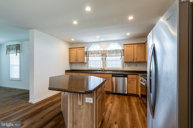 426 EASTWOOD LN, Lancaster, PA 17601