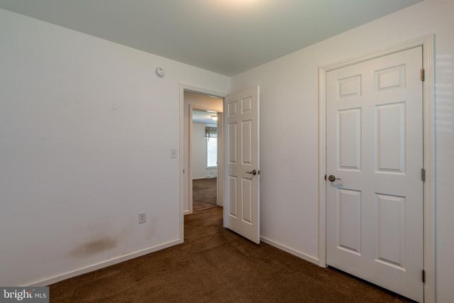 426 EASTWOOD LN, Lancaster, PA 17601