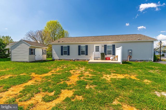 426 EASTWOOD LN, Lancaster, PA 17601