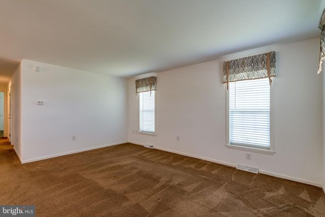 426 EASTWOOD LN, Lancaster, PA 17601