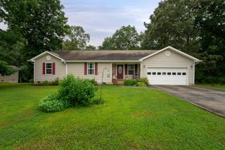 10832 Jenkins Circle, Soddy Daisy, TN 37379