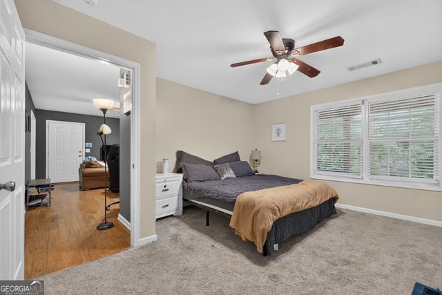 3548 Lakeview Drive, Gainesville, GA 30501