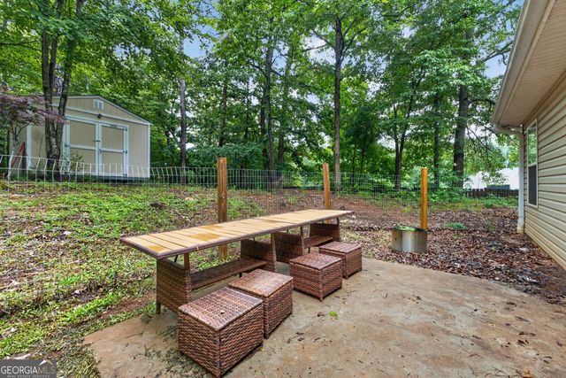 3548 Lakeview Drive, Gainesville, GA 30501