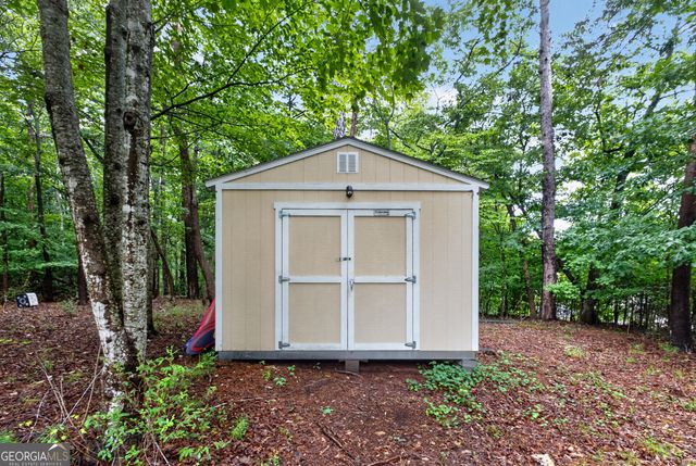 3548 Lakeview Drive, Gainesville, GA 30501