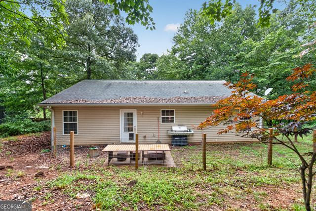 3548 Lakeview Drive, Gainesville, GA 30501