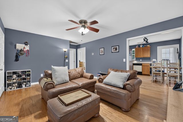 3548 Lakeview Drive, Gainesville, GA 30501