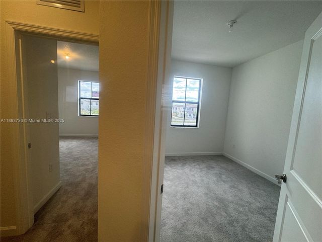 12915 SW 231st Ter -, Miami, FL 33170