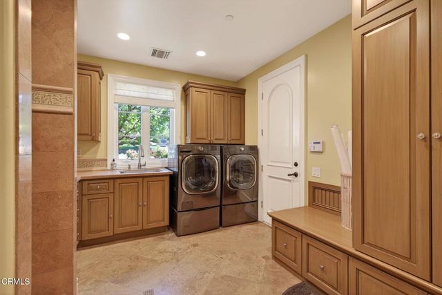 3262 Calle De Marejada, Camarillo, CA 93010