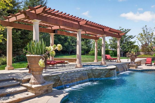 3262 Calle De Marejada, Camarillo, CA 93010