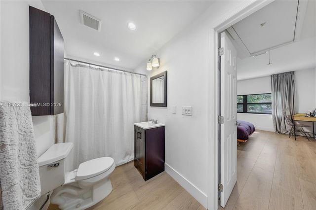 10610 NE 11th Ave, Miami Shores, FL 33138