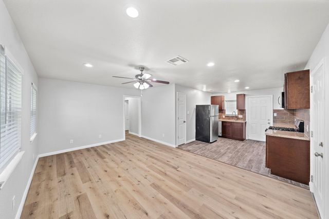 5814 Westover Street, Houston, TX 77033