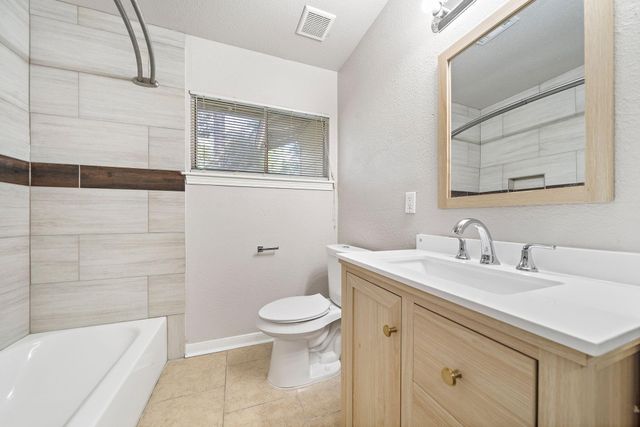 5814 Westover Street, Houston, TX 77033