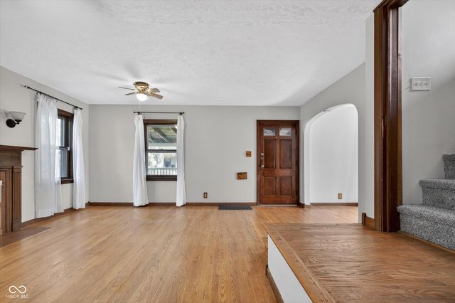 1643 Lawrence Avenue, Indianapolis, IN 46227