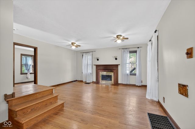 1643 Lawrence Avenue, Indianapolis, IN 46227