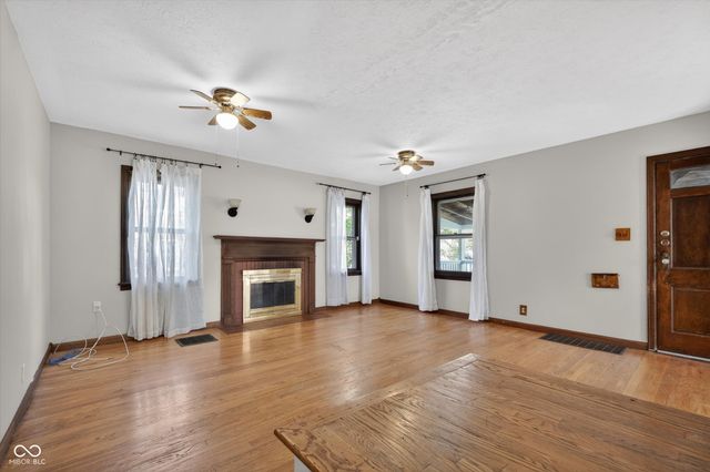 1643 Lawrence Avenue, Indianapolis, IN 46227