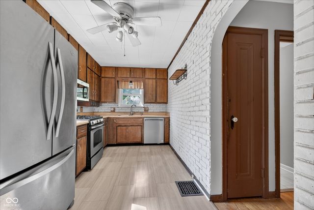 1643 Lawrence Avenue, Indianapolis, IN 46227