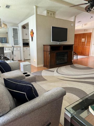 14 Sierra Del Norte, Fort Pierce, FL 34951