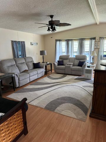 14 Sierra Del Norte, Fort Pierce, FL 34951