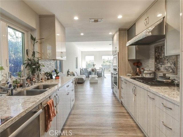 4148 Camino De La Cumbre, Sherman Oaks, CA 91423