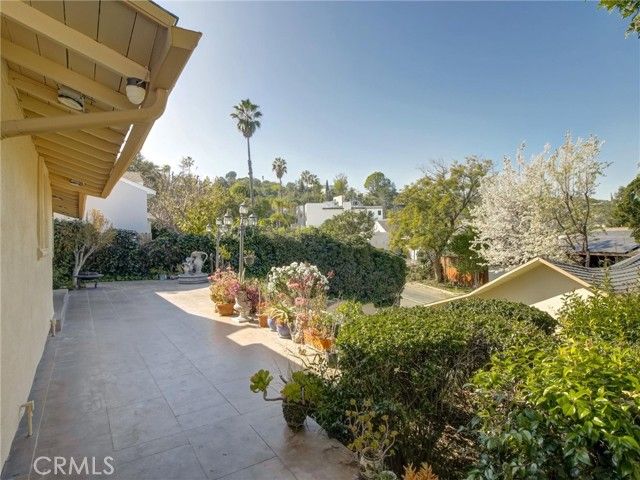 4148 Camino De La Cumbre, Sherman Oaks, CA 91423