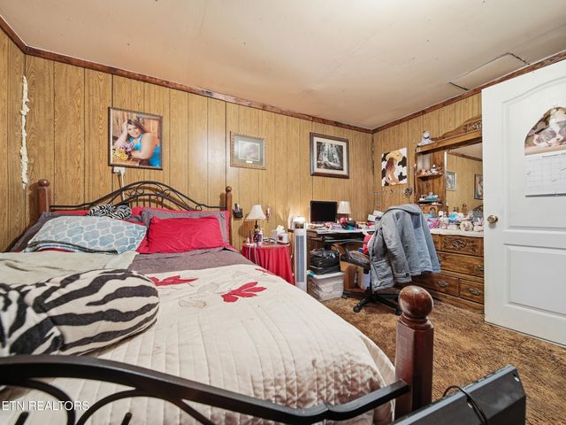 6405 Pine Grove Rd, Knoxville, TN 37914