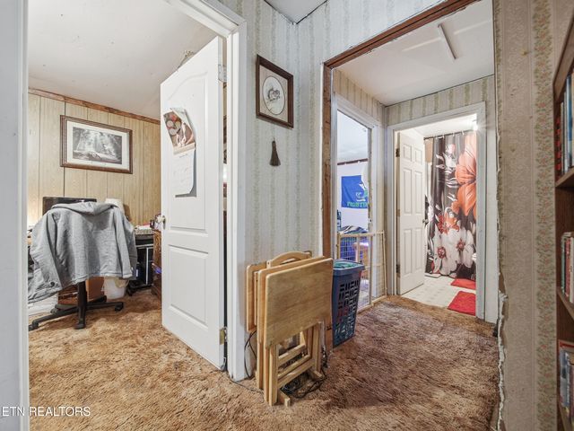 6405 Pine Grove Rd, Knoxville, TN 37914