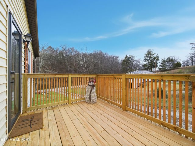 6405 Pine Grove Rd, Knoxville, TN 37914