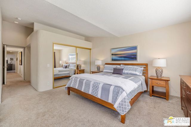 283 Vista Royale Circle, Palm Desert, CA 92211