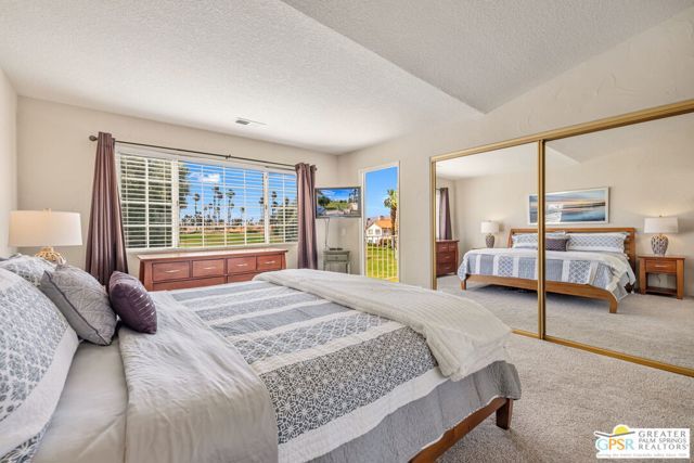 283 Vista Royale Circle, Palm Desert, CA 92211