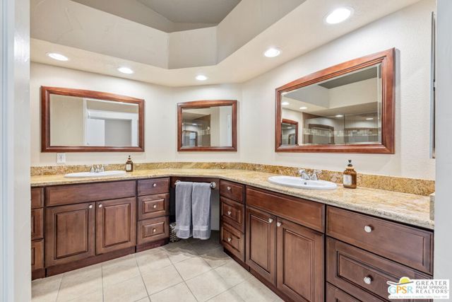 283 Vista Royale Circle, Palm Desert, CA 92211