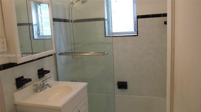 7920 Harding Ave 10, Miami Beach, FL 33141