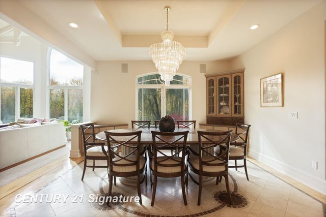 21 Sawmill Creek Trail, Saginaw Twp, MI 48603