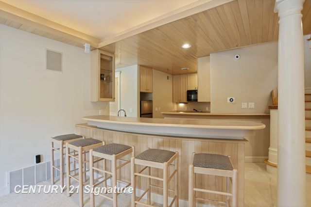 21 Sawmill Creek Trail, Saginaw Twp, MI 48603