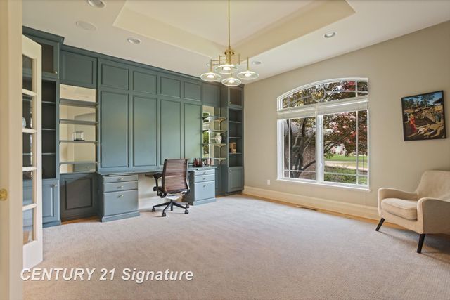 21 Sawmill Creek Trail, Saginaw Twp, MI 48603