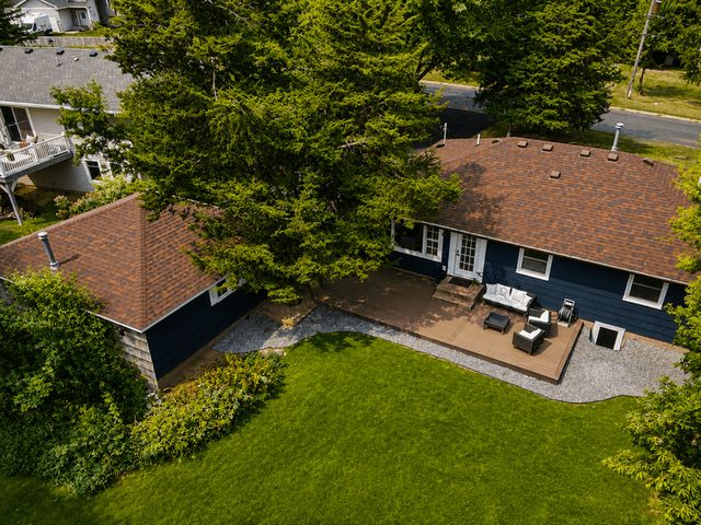 8124 Mount Curve Boulevard, Brooklyn Park, MN 55445