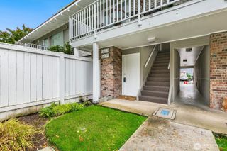 5722 122nd Place SE #235, Bellevue, WA 98006