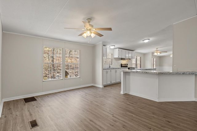 624 Nickletown Rd, Sugar Tree, TN 38380