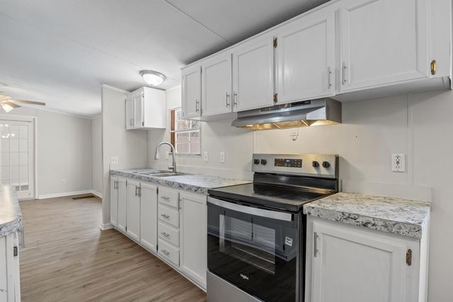 624 Nickletown Rd, Sugar Tree, TN 38380