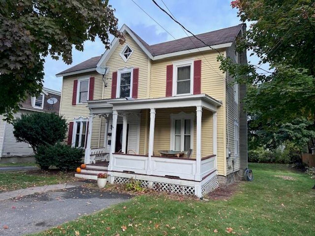 68 Oak Street, Plattsburgh, NY 12901